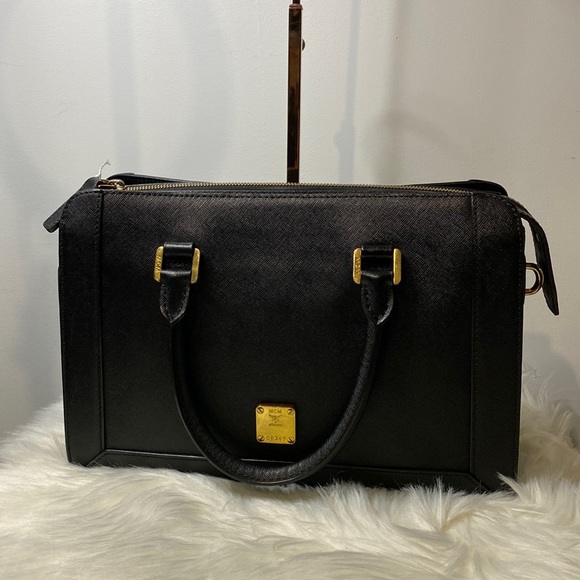 Mcm - Picture 1 of 9